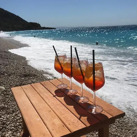 Rose Dhërmi